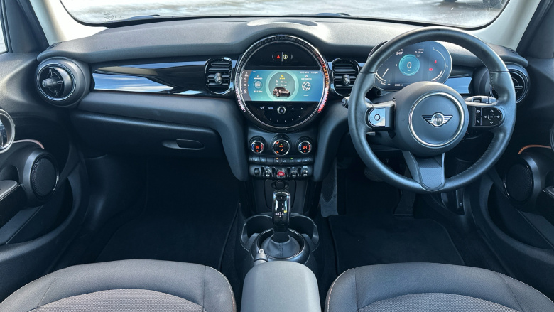 MINI Hatchback 1.5 Cooper Classic 5dr Petrol Hatchback